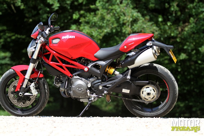 Ducati_M796_2053