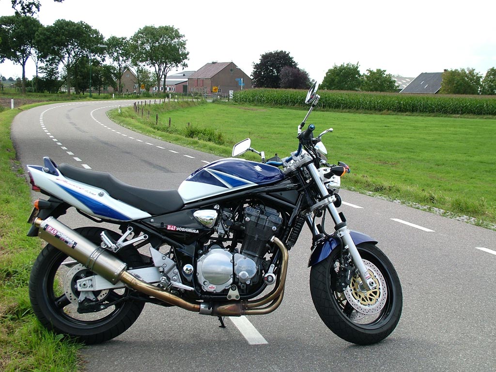 Test Suzuki Bandit 1200 Yoshimura Motorfreaks