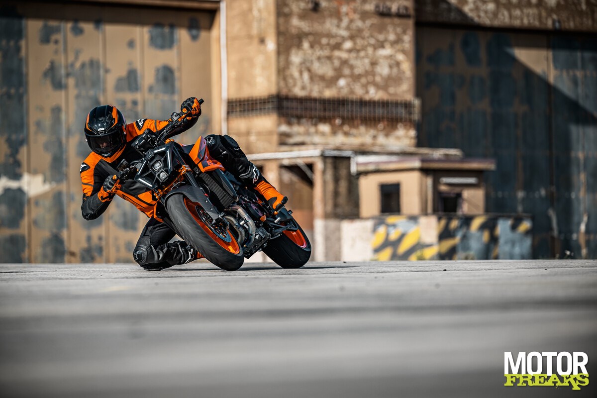 duke 990 cc