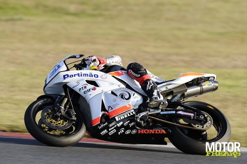 Eugene_Laverty_Parkalgar_Honda_2010.jpg