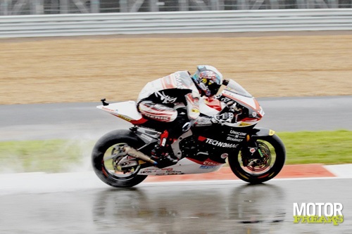 Shoya_Tomizawa_Silverstone_2010.jpg