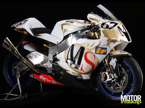 Aprilia_RS3_Cube_2004.jpg