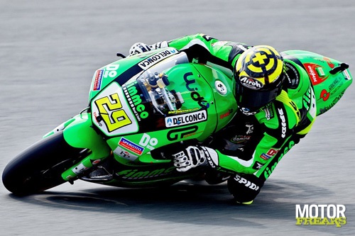 Andrea_Iannone_Moto2_Sachsenring_2010.jpg