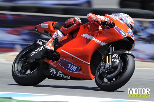 Casey_Stoner_Laguna_Seca_2010.jpg