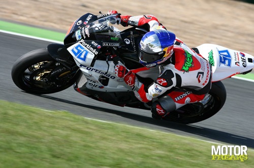 Eugene_Laverty_Magny_Cours_2010.jpg