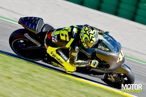 Valentino_Rossi_Ducati_test_Valencia_2010.jpg