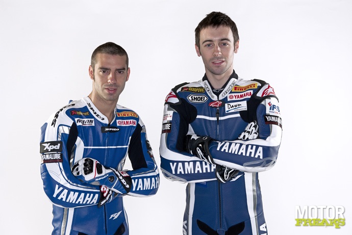 Yamaha_World_Superbike_Racer_2011_4