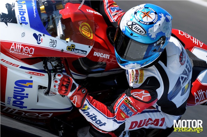 Carlos_Checa_Althea_Ducati_Phillip_Island