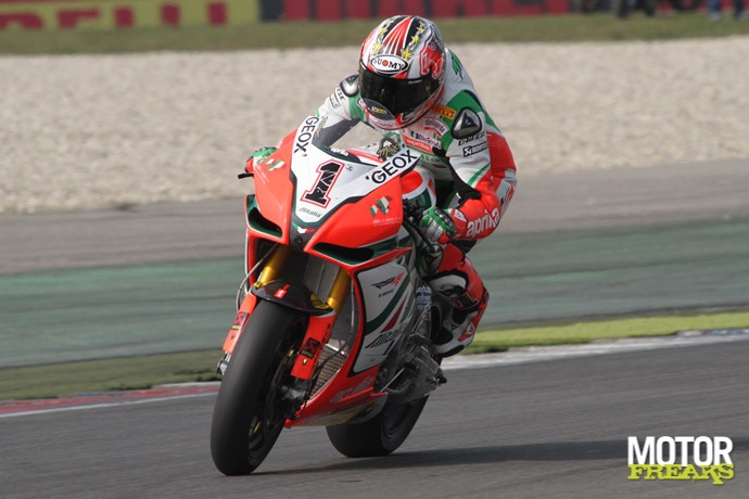 Max_Biaggi_Assen_2011_9322