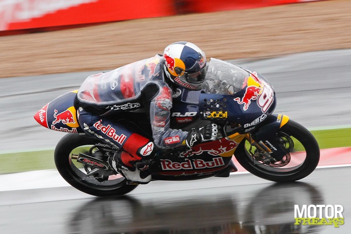 Jonas_Folger_Silverstone_2011