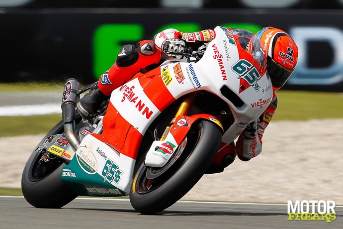 Stefan_Bradl_Assen_2011_Moto2