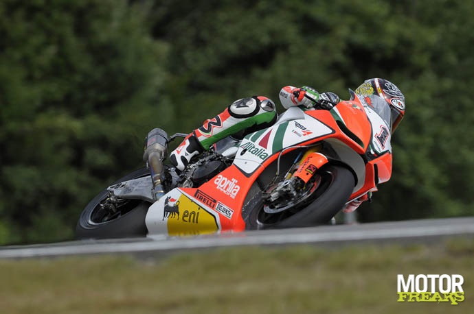 Max_Biaggi_Brno_2011