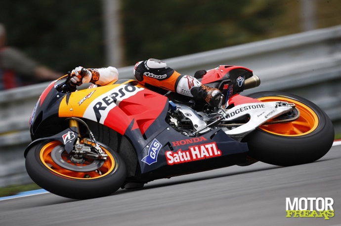 Brno_test_2011_Casey_Stoner_Honda