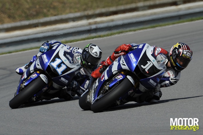 Brno_test_2011_Lorenzo_Spies_Yamaha