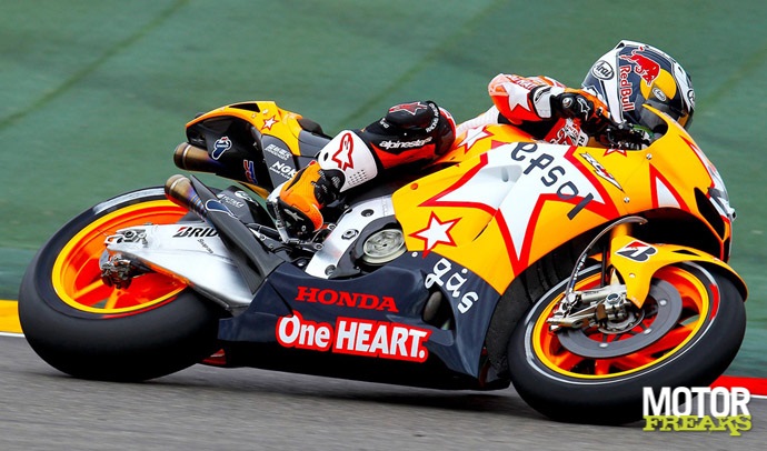 Dani_Pedrosa_Aragon_special_Livery_2011