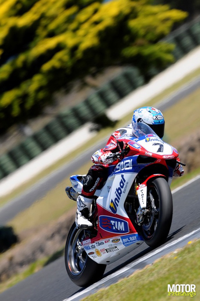 Carlos_Checa_Phillip_Island_2012