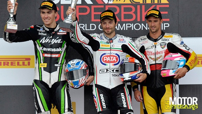 Silverstone_podium_race_2