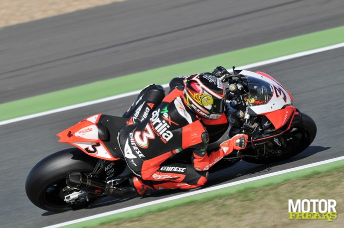 Max_Biaggi_Magny_Cours