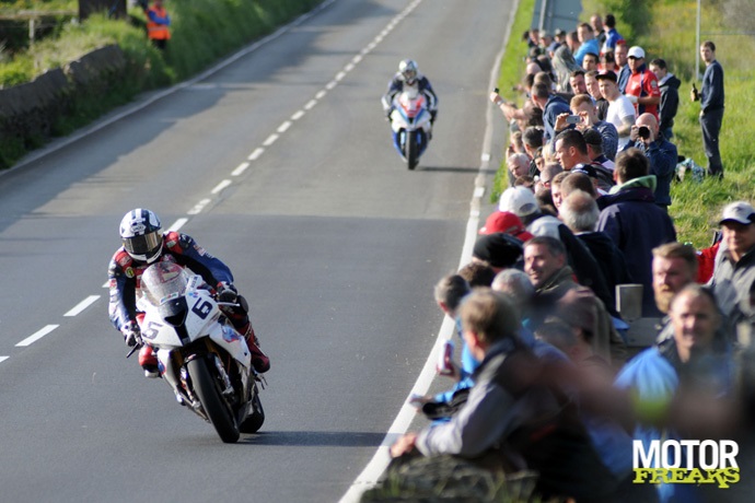 Michael Dunlop BMW S1000RR Isle of Man TT