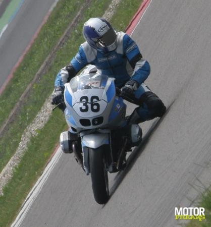 clubrace_r1200s_houtrust_5_4_l.jpg