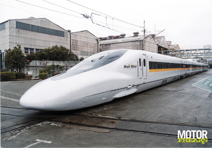 HW_hikari_rail_star.jpg
