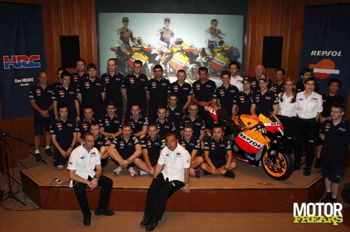Repsol_Honda_2011_team_presentation