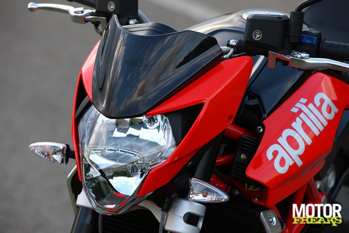 Aprilia_Shiver_2010_06.jpg