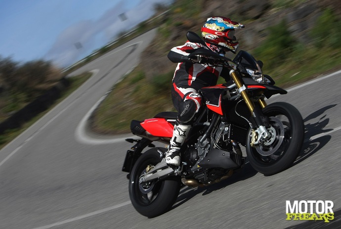 Aprilia Dorsoduro 1200