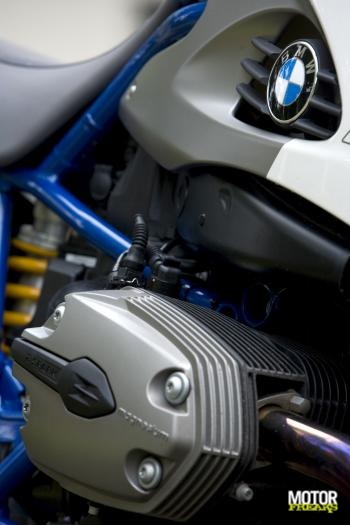 BMW-HP2MM-06-L.jpg