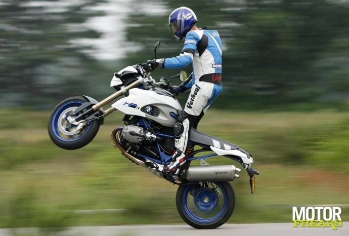 thumb_BMW-HP2MM-14-L.jpg