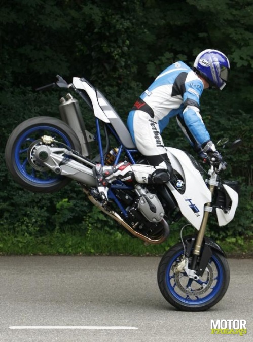 BMW-HP2MM-17-L.jpg