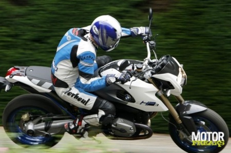 BMW-HP2MM-19-L.jpg