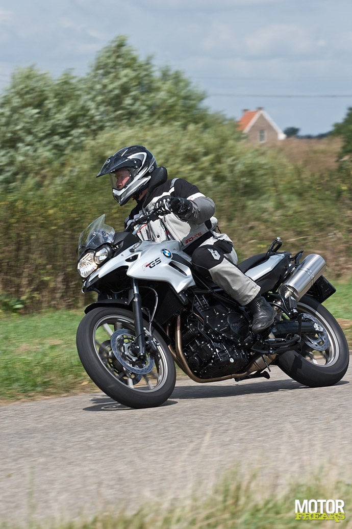 BMW F700GS