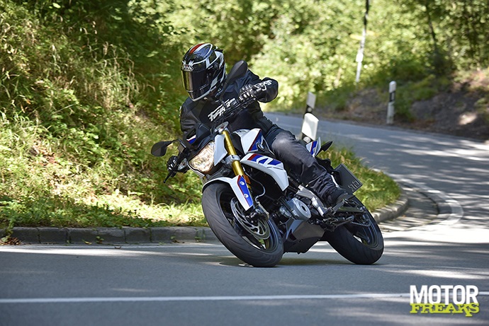 BMW G310R