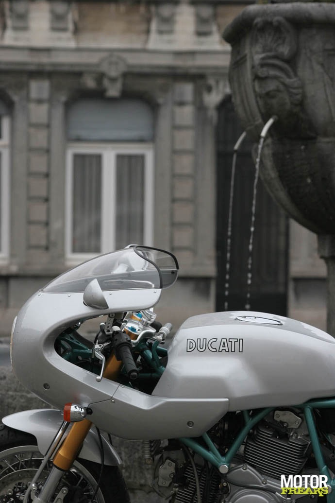 Paul_Smart_Replica_4_5.jpg