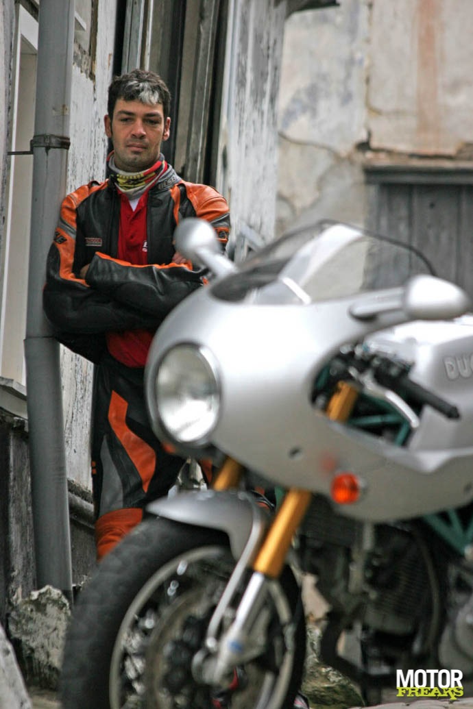 Paul_Smart_Replica_6_1.jpg
