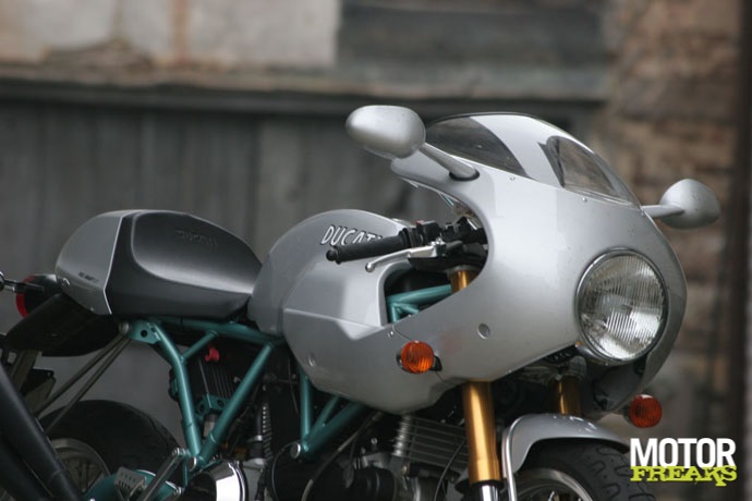 Paul_Smart_Replica_7_1.jpg
