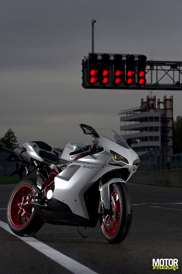 Ducati 848 EVO 2011