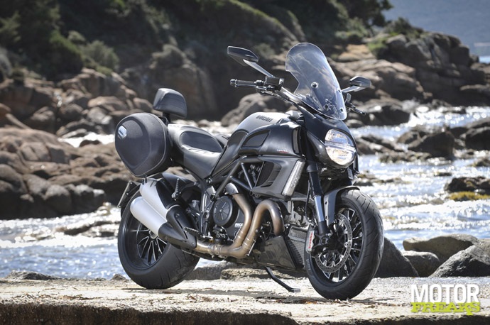 Ducati Diavel Strada