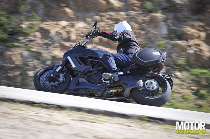 Ducati Diavel Strada