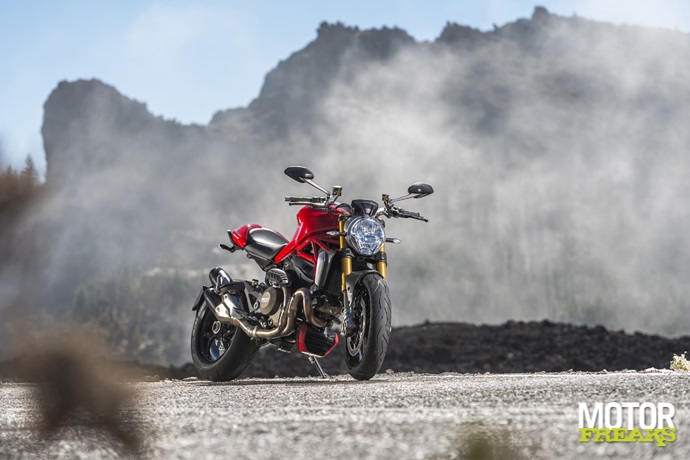 Ducati 2014 Monster 1200S