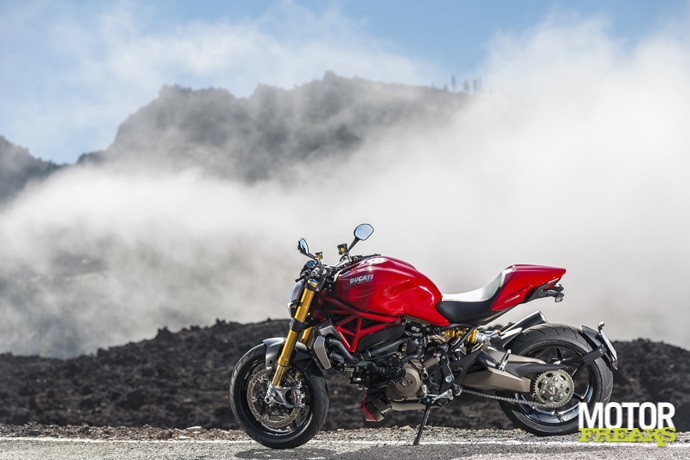 Ducati 2014 Monster 1200S