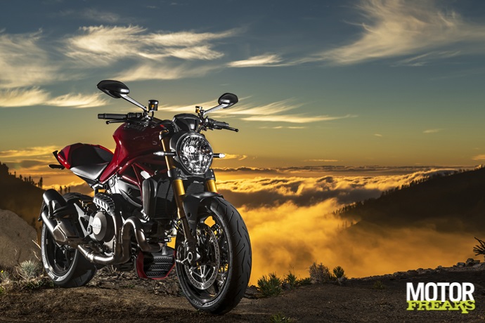 Ducati 2014 Monster 1200S