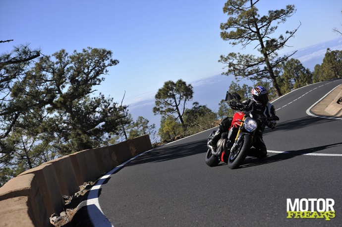 Ducati 2014 Monster 1200S