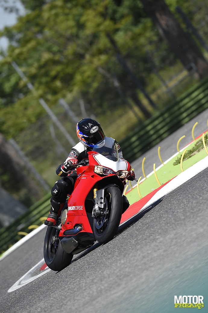 Ducati 2015 Panigale R