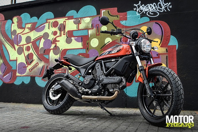 Ducati Scrambler Sixty2