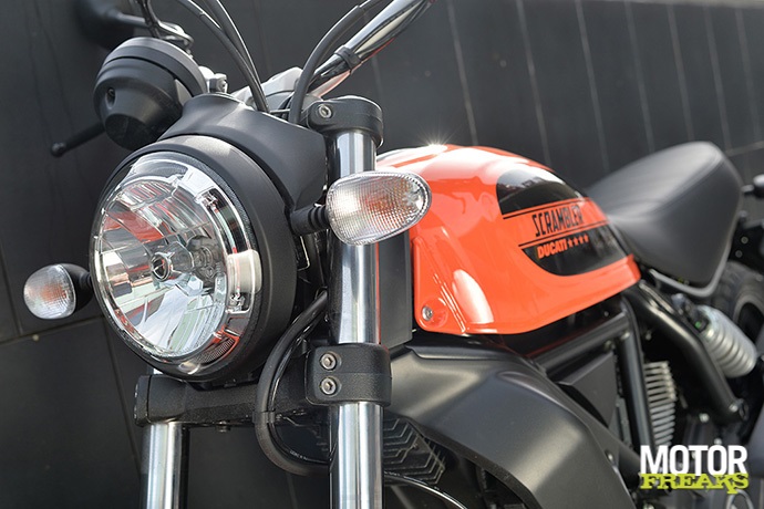 Ducati Scrambler Sixty2