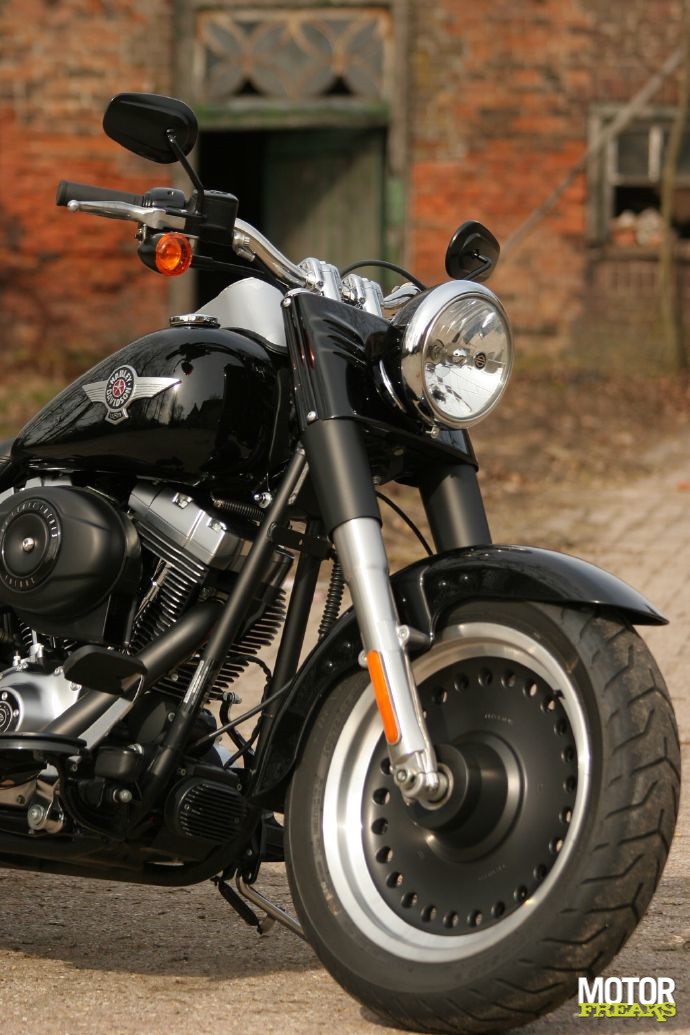 Motorfreaks Test  Harley  Davidson  Fat  Boy  Special 
