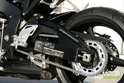 Honda_CBR1000RR_08_statisch_073.jpg