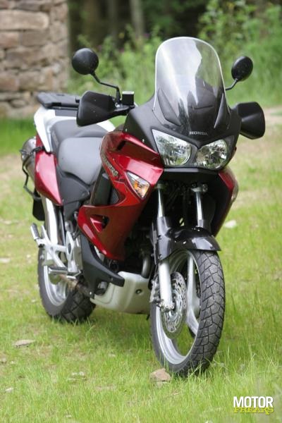 honda varadero 1000 vs suzuki v strom